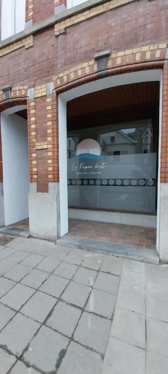 Le Pepin Dort - Housity