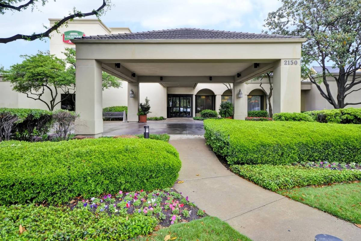 Courtyard Dallas Medical Market Center - Housity