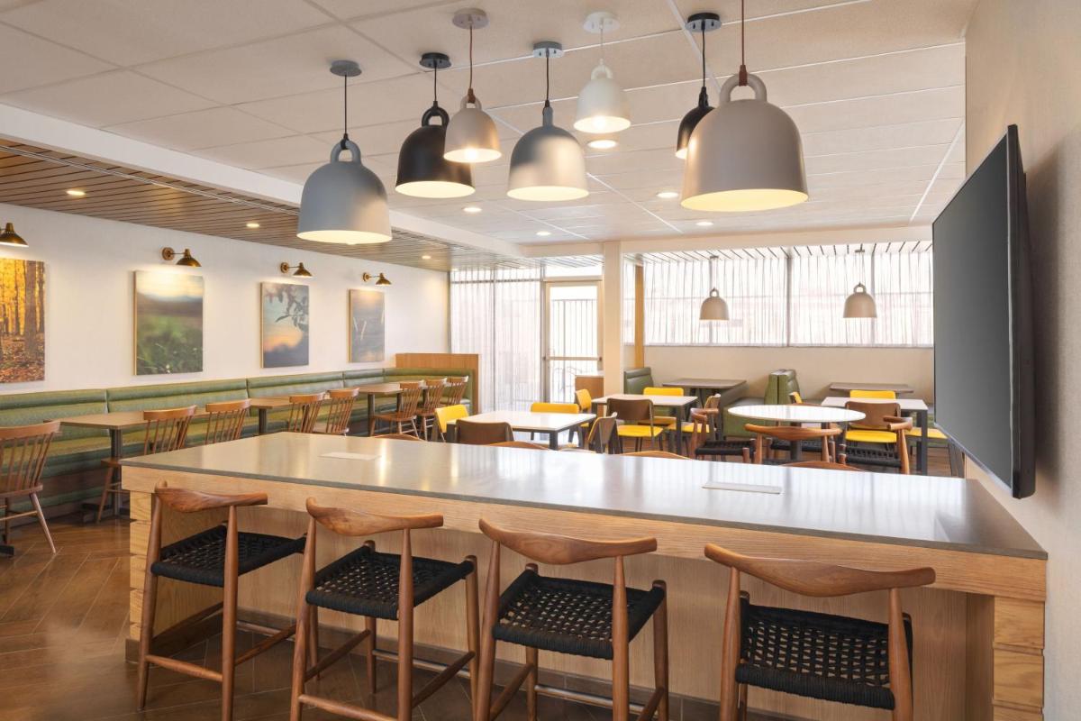 Fairfield Inn & Suites by Marriott Fresno North/Shaw Avenue - Hizvo