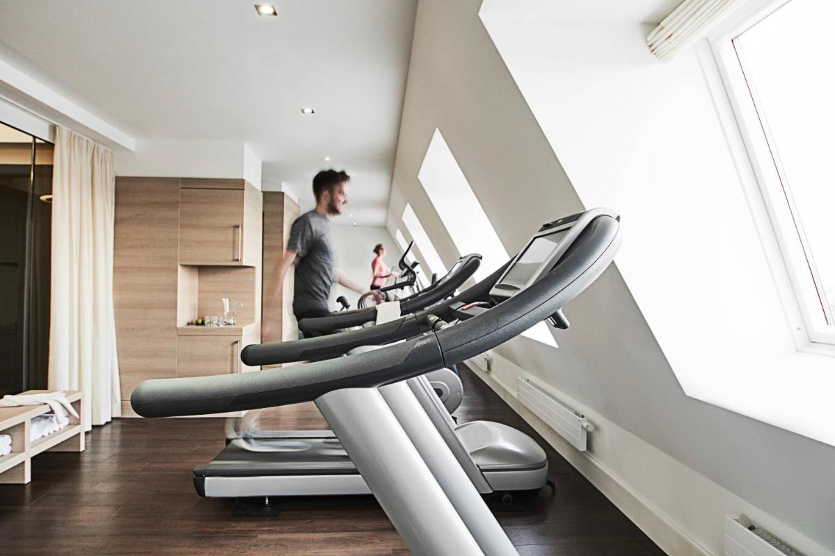Das Fitnesscenter und/oder die Fitnesseinrichtungen in der Unterkunft Roomers Berlin Steinplatz, Autograph Collection