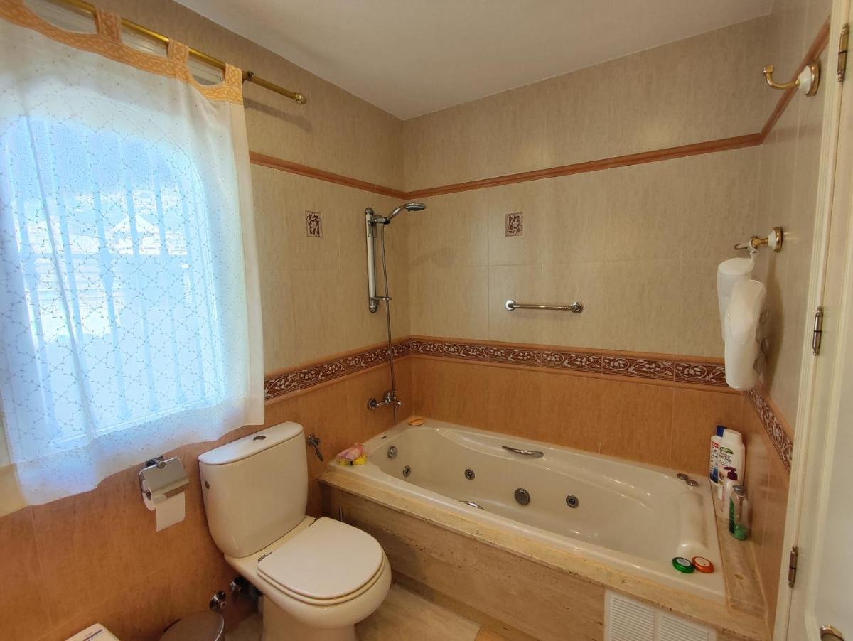Villa Granada Motril - Housity