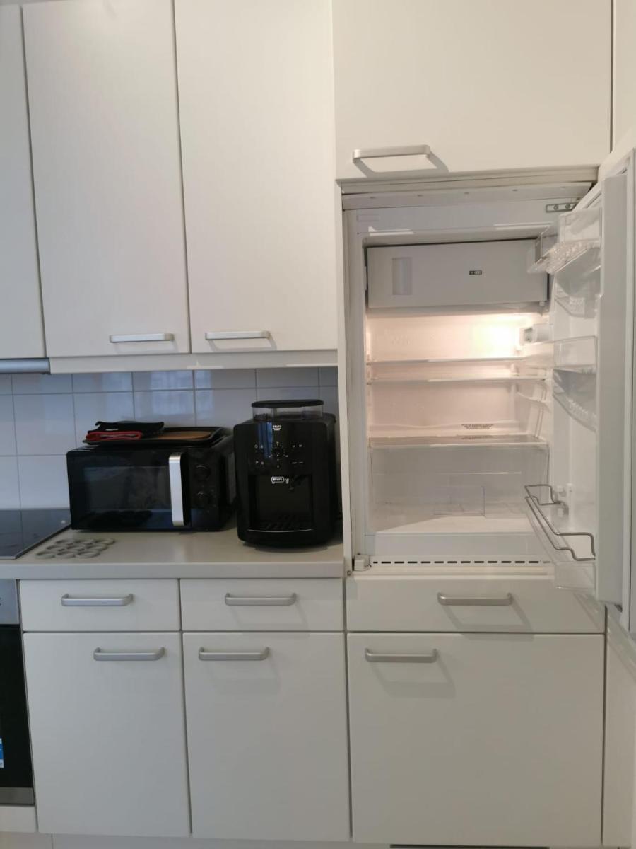 Central Mariahilfer Apartment 4 min to the city shopping center and Schönbrunn Palace - Housity
