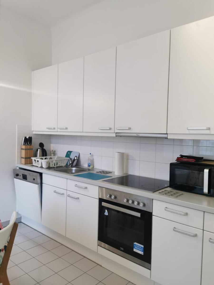 Central Mariahilfer Apartment 4 min to the city shopping center and Schönbrunn Palace - Housity