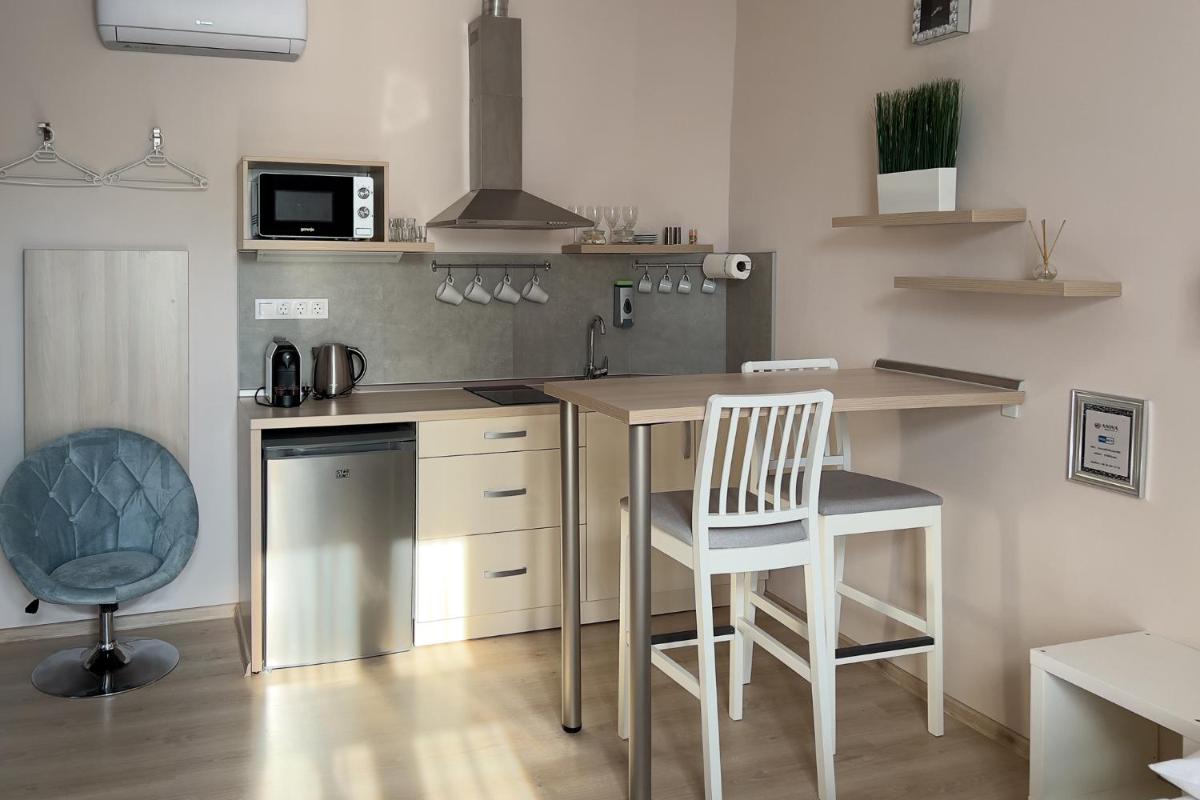 Anova Apartman - Housity