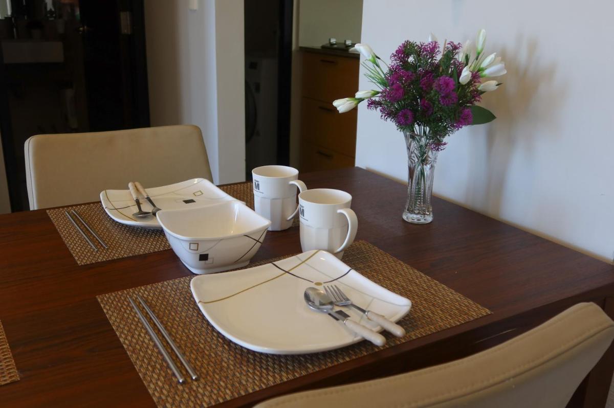 1br Mactan New Town apartments Ocean view, Free Pool, Free Beach, near Airport - Housity