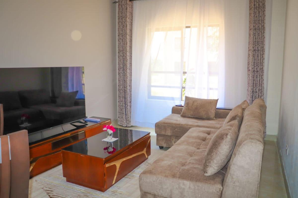 Grey Hound Vacation Home - Housity