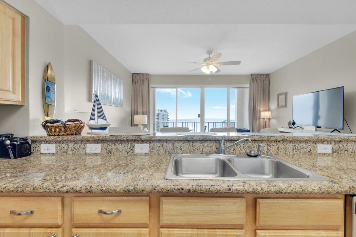 Ariel Dunes I 1505 - Housity