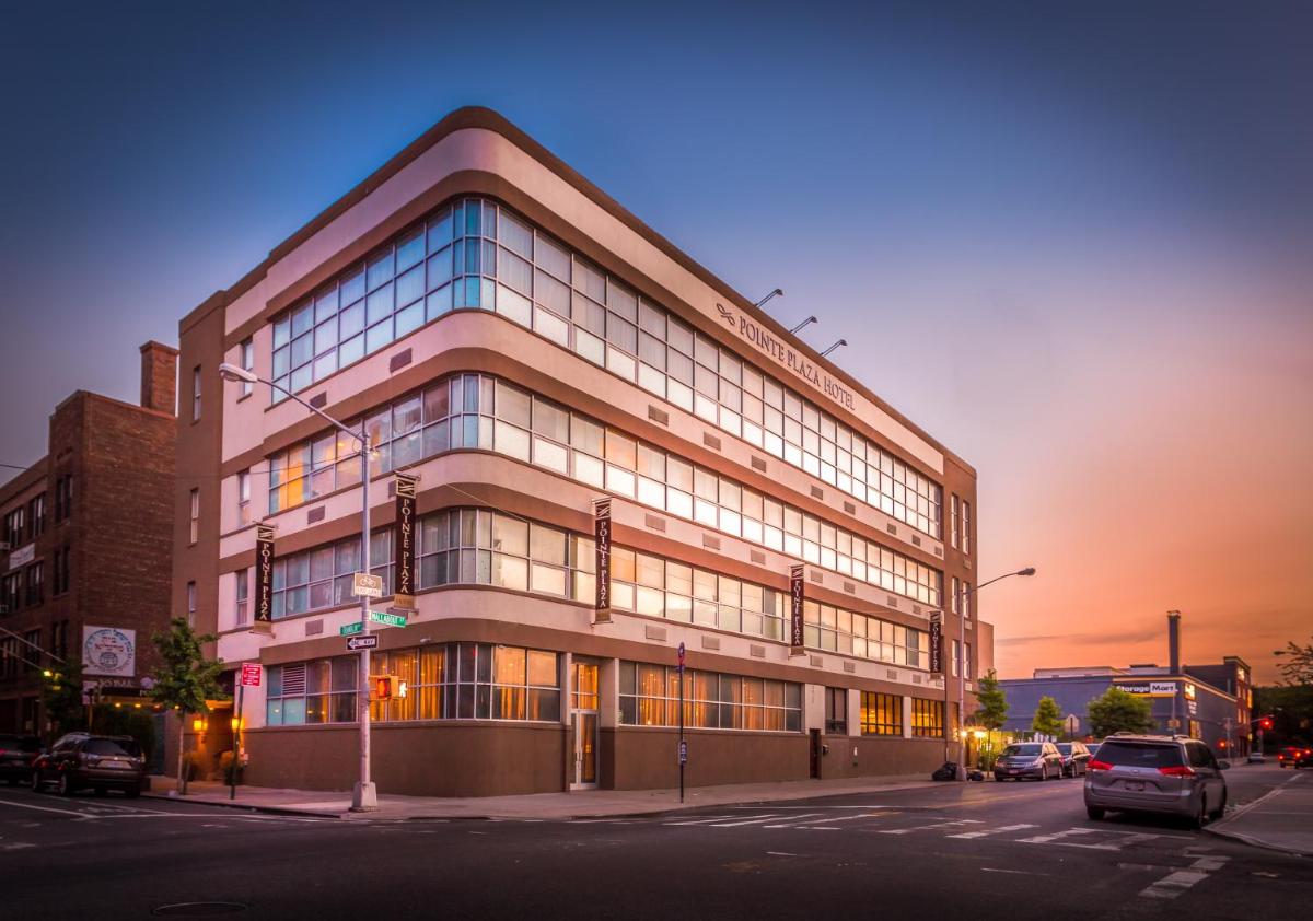 Pointe Plaza Hotel - Housity