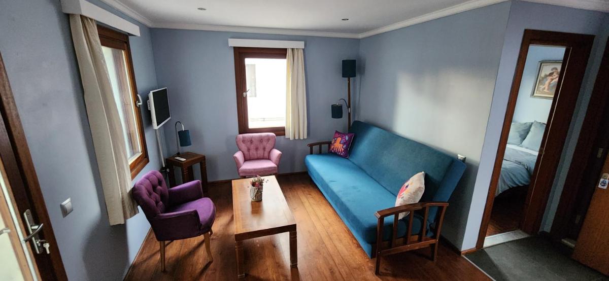 Suitetrails - Stone House Hotel