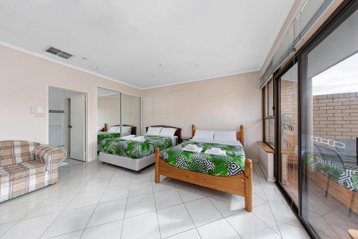 Tuggeranong Short Stay #10 - Sleeps 6 - Housity