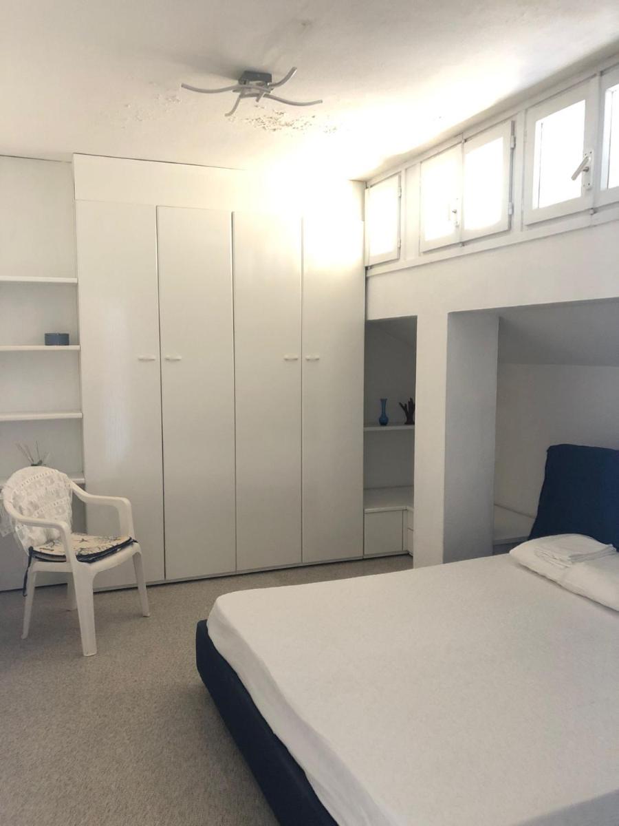 Sestri AR122 Executive Penthouse - Hizvo