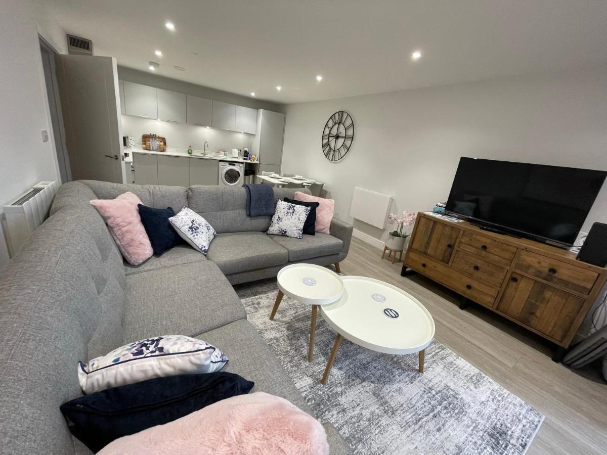 4 Putsborough - Luxury Apartment at Byron Woolacombe, only 4 minute walk to Woolacombe Beach! - Housity