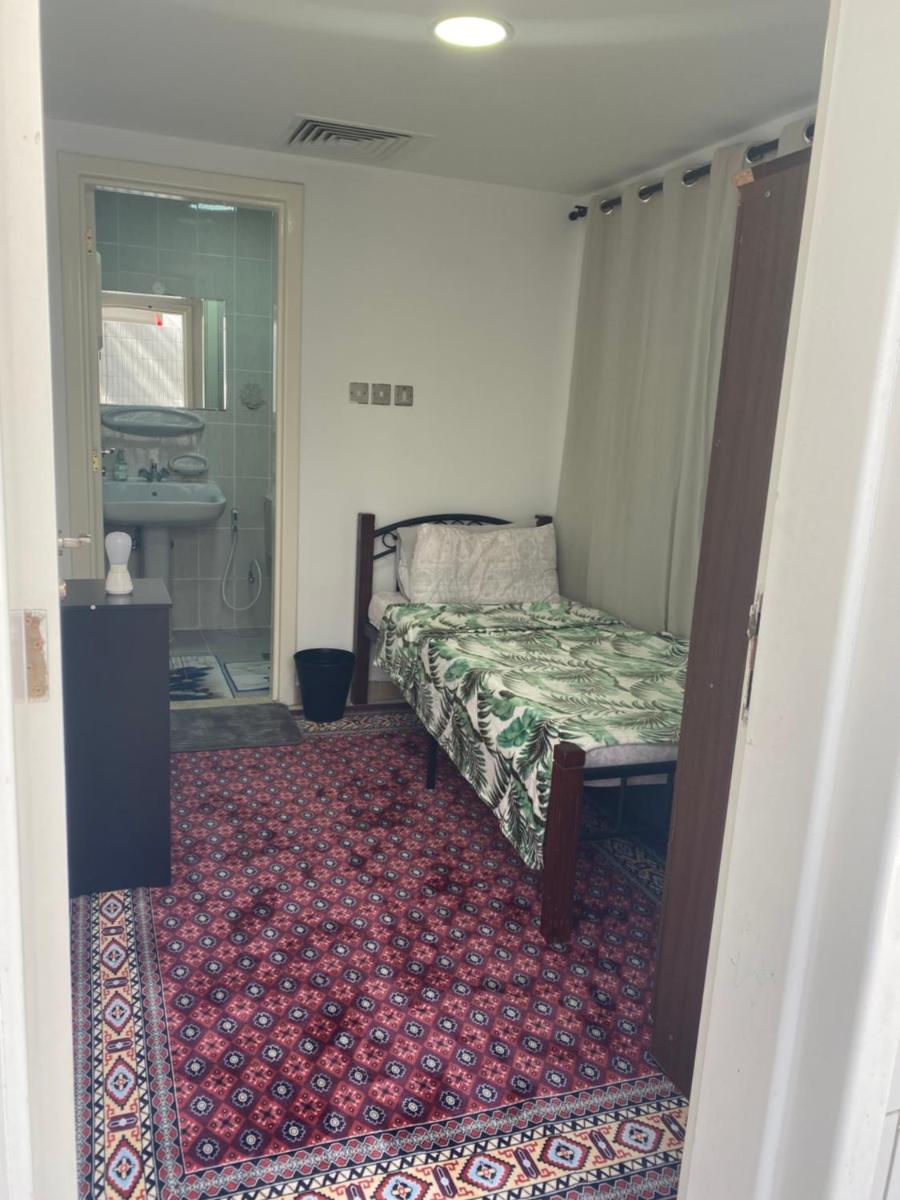 Royal Master Room - Housity