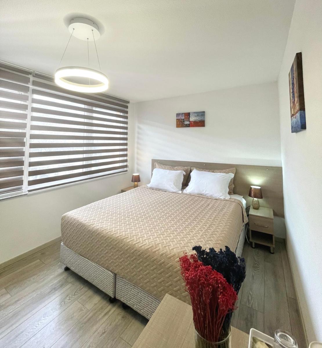 Stone Bridge Hotel - Housity