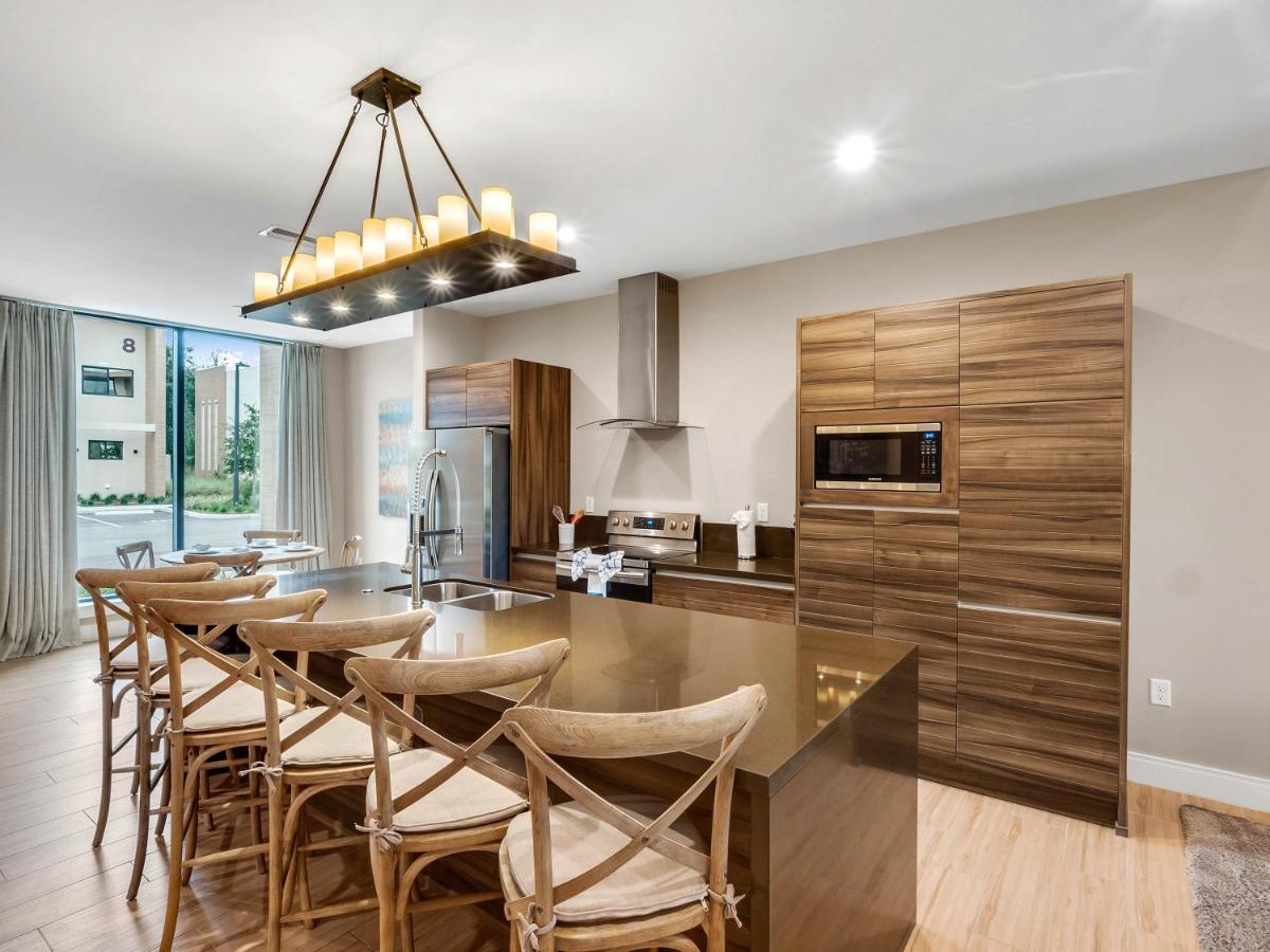 4 Bedrooms - 4,5 Bathrooms - Magic Village 7506 Bd - Housity