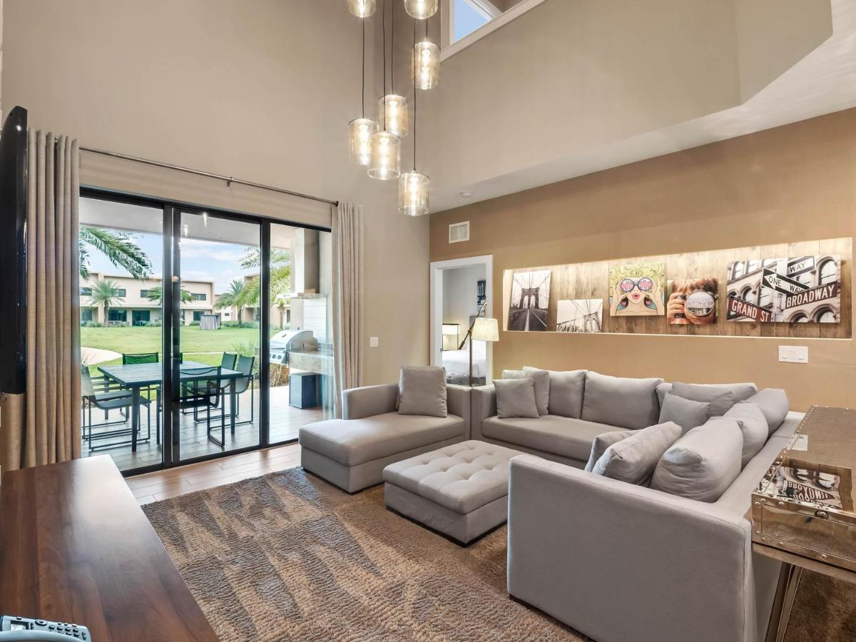 4 Bedrooms - 4,5 Bathrooms - Magic Village 7506 Bd - Housity