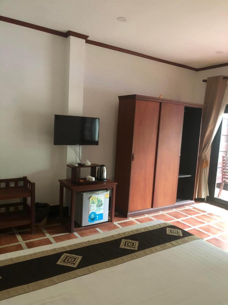 Vang Vieng Savanh Sunset View Resort - Hizvo
