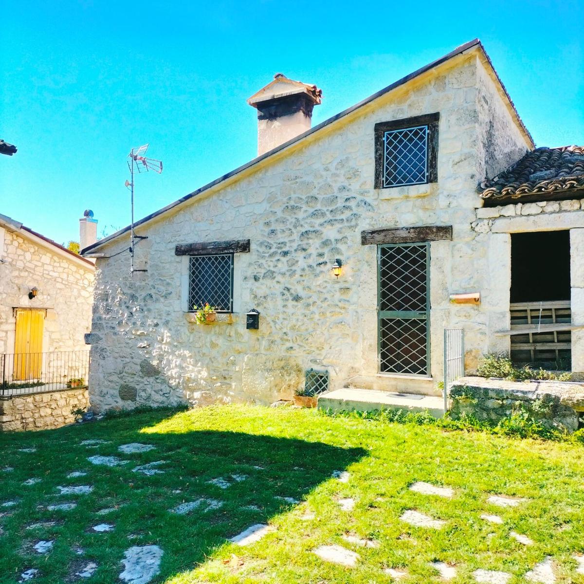 Casavacanze Macchiametola - Housity