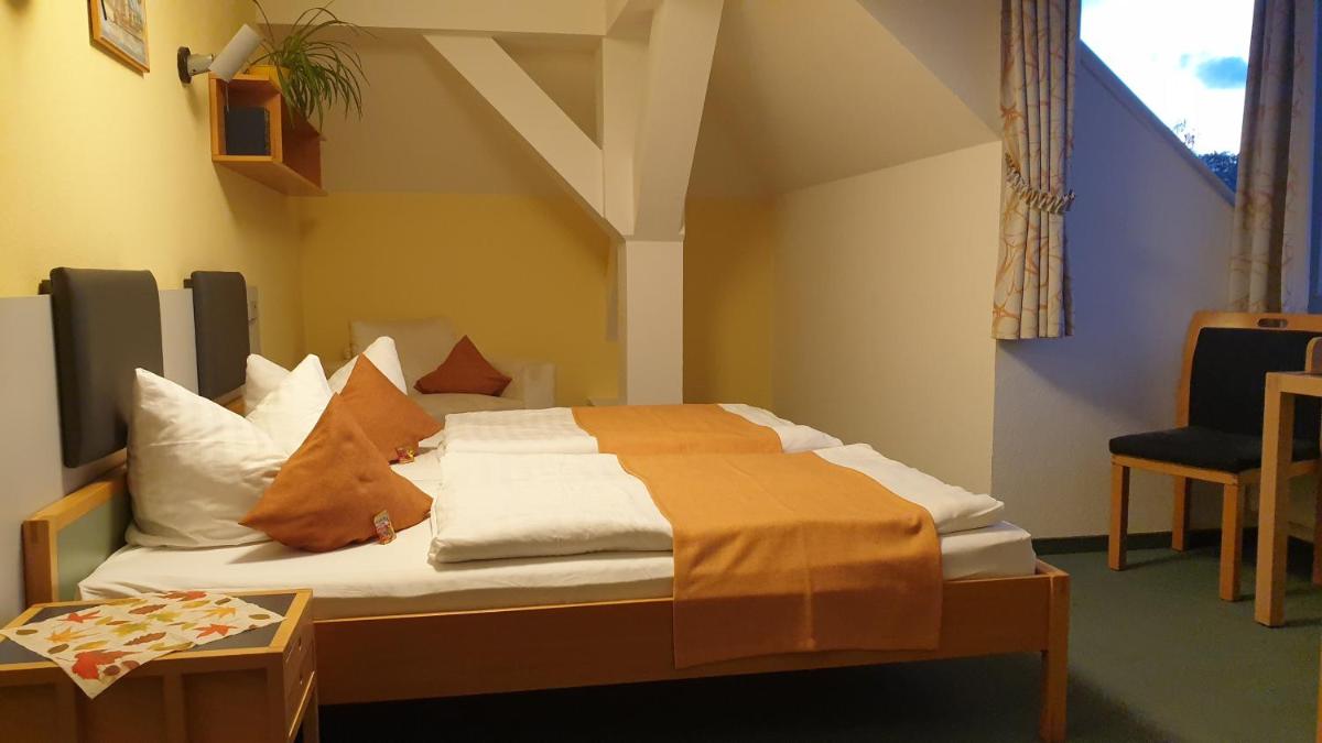 Hotel Regenbogenhaus - Housity