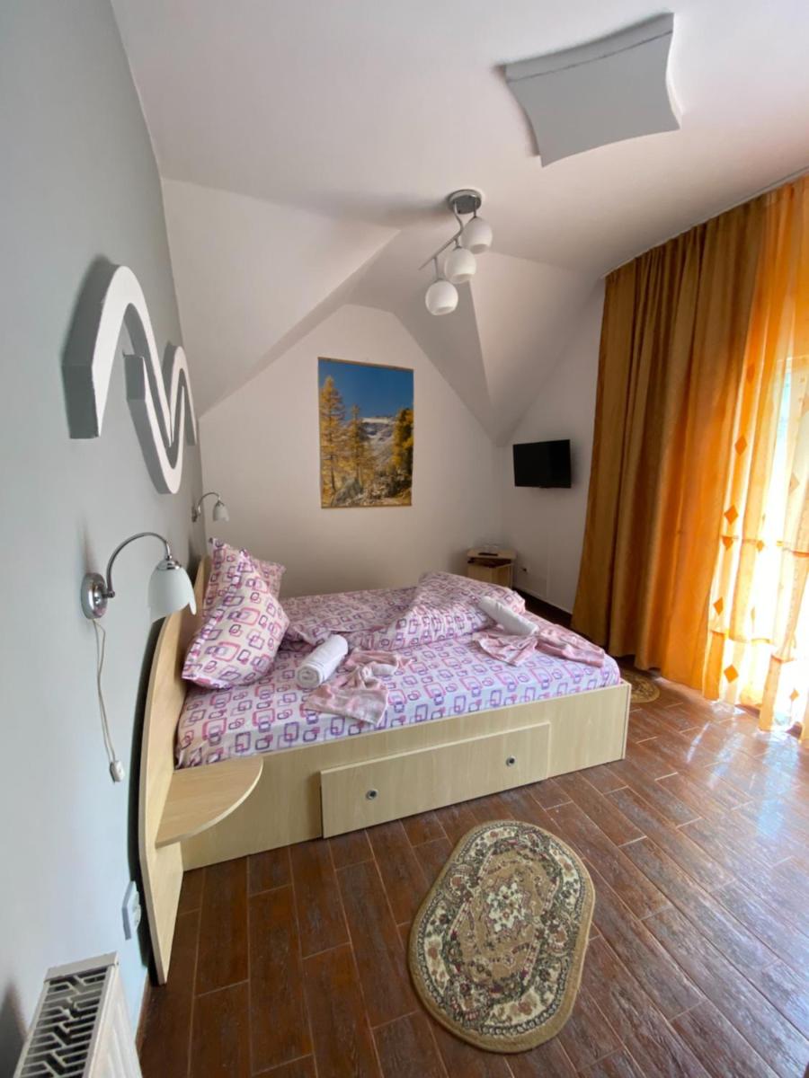 La Coco Bușteni - Housity