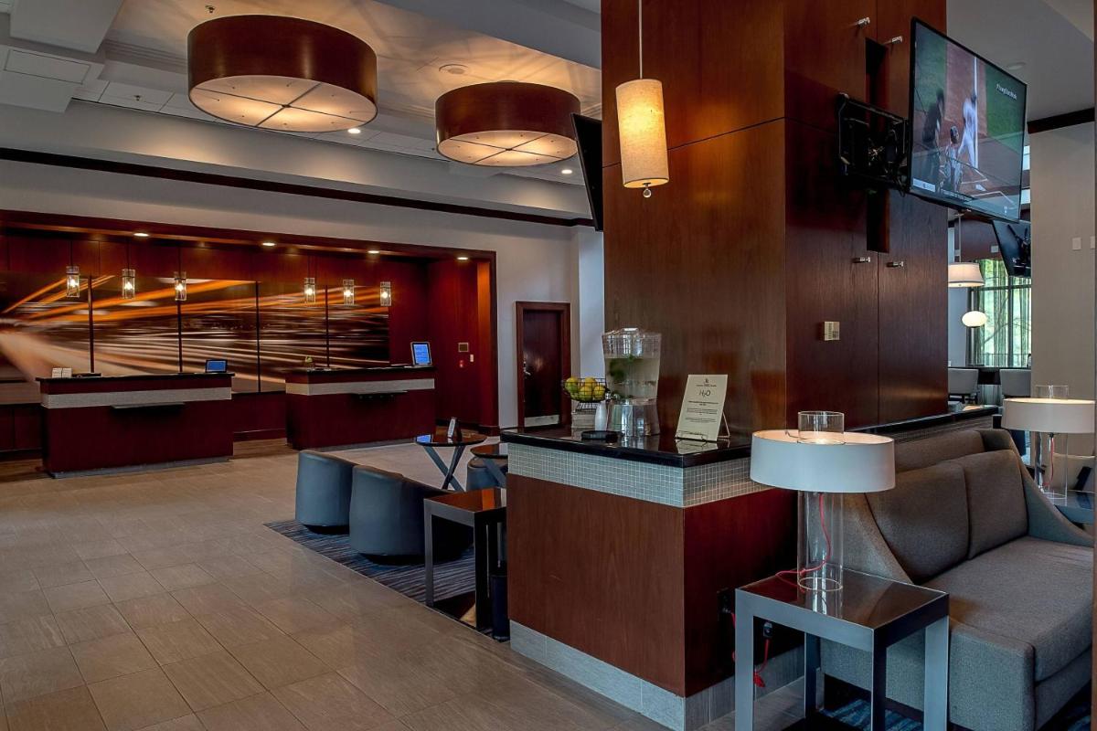 Marriott St. Louis West - Housity