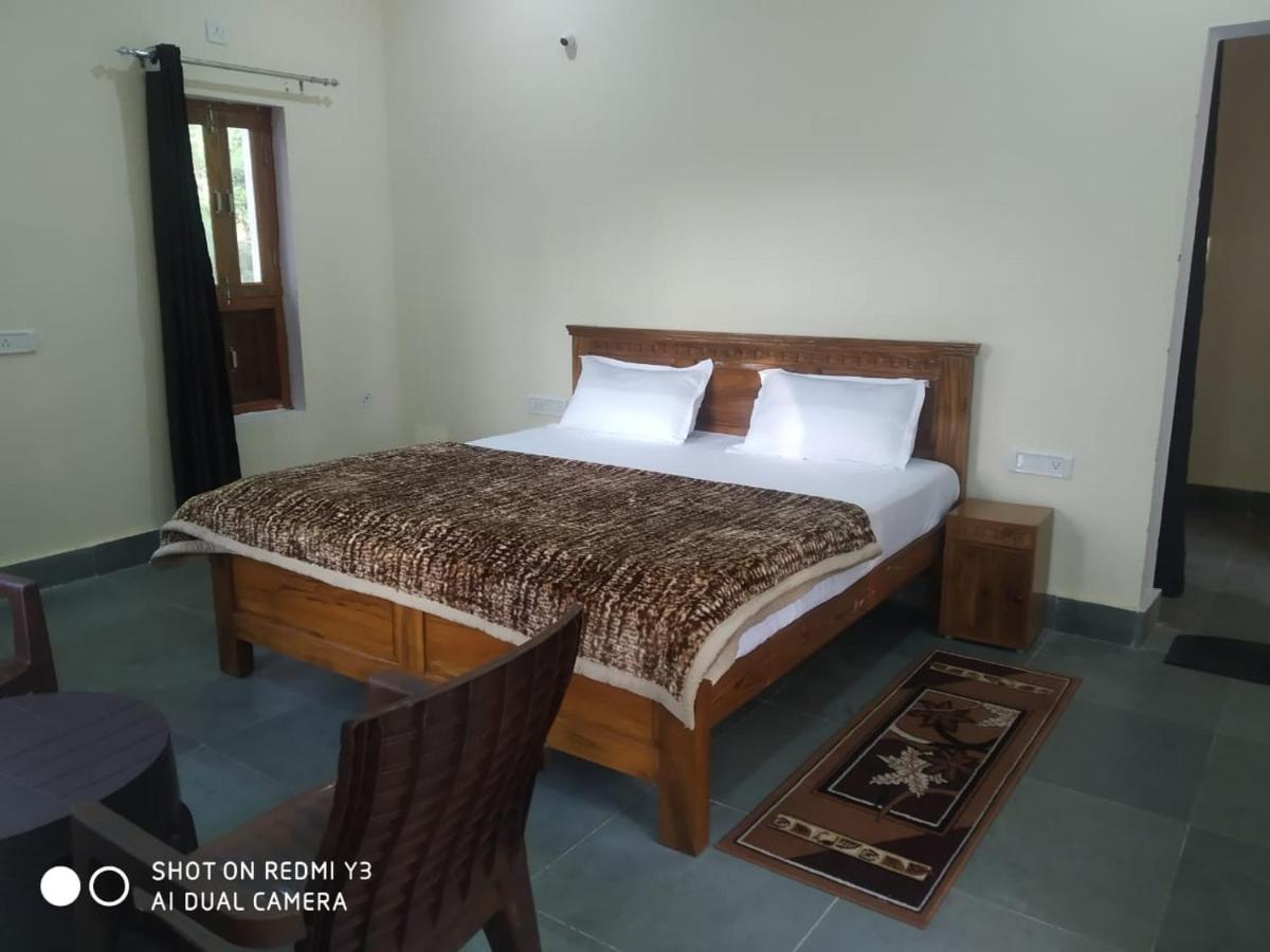 Aryan Riverside Camp, Panna Tiger Reserve, Madla - Housity