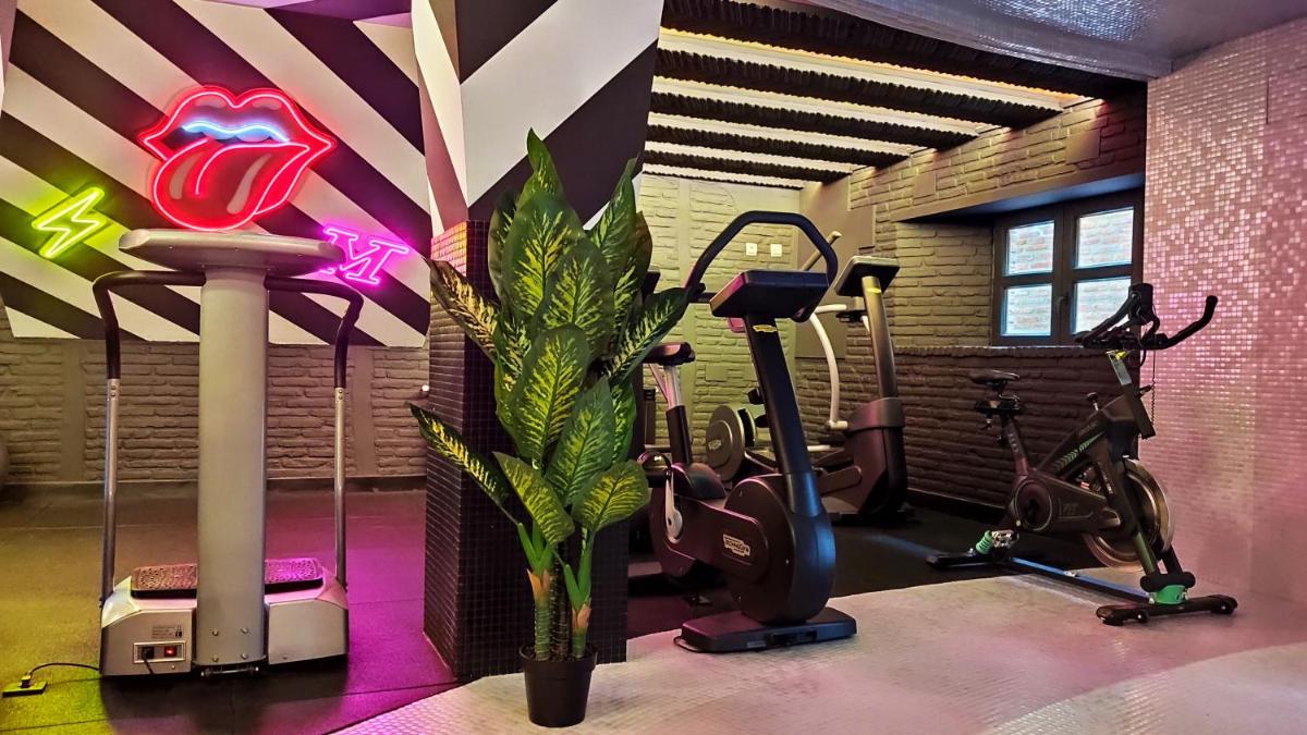 Gimnasio o instalaciones de fitness de Costa Esmeralda Suites