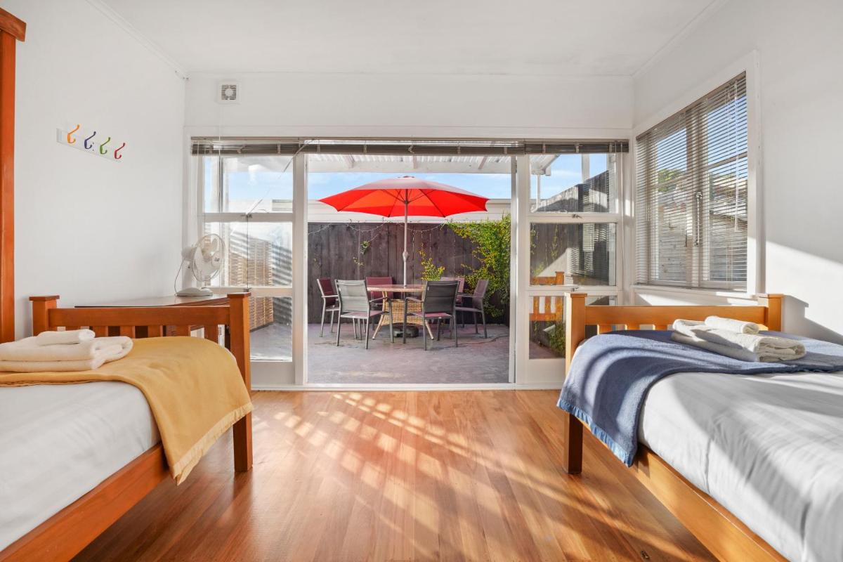 Orewa Kiwi Cabins - Housity