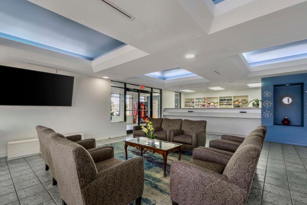 Rodeway Inn - Housity