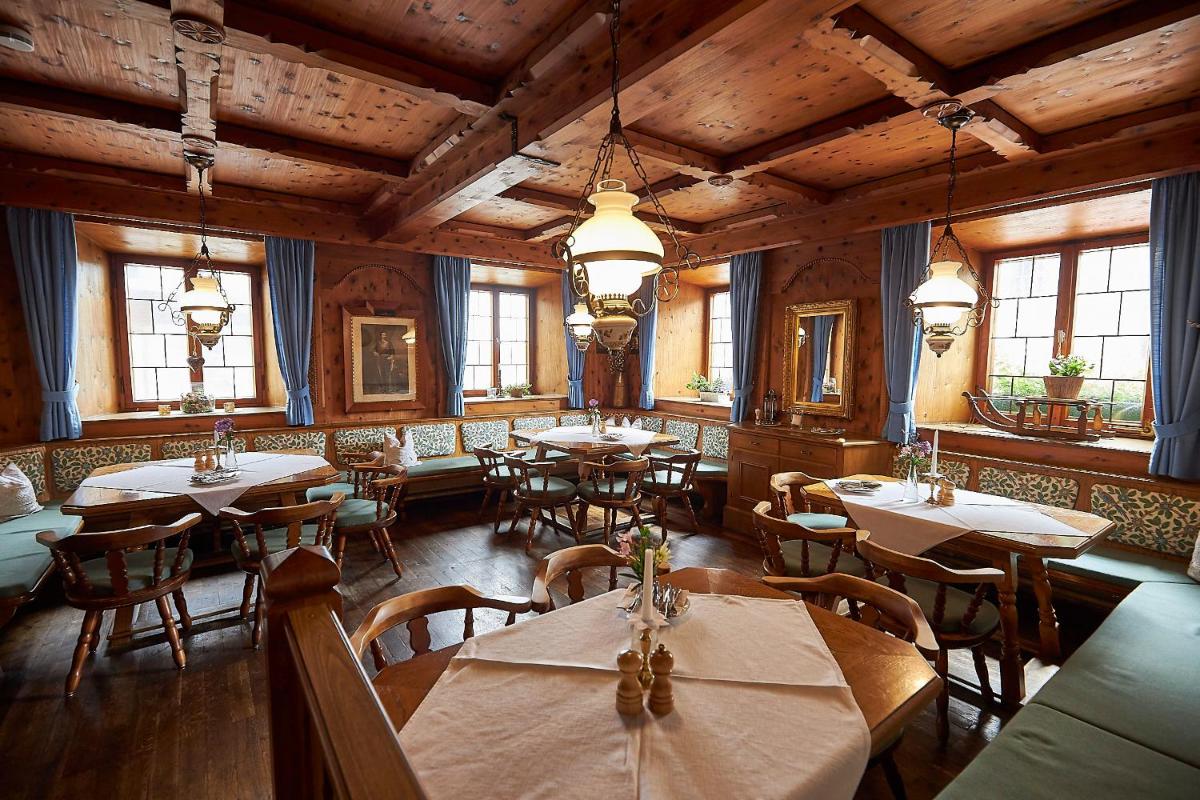 Gasthof-Hotel Zur Post Samerberg - Housity