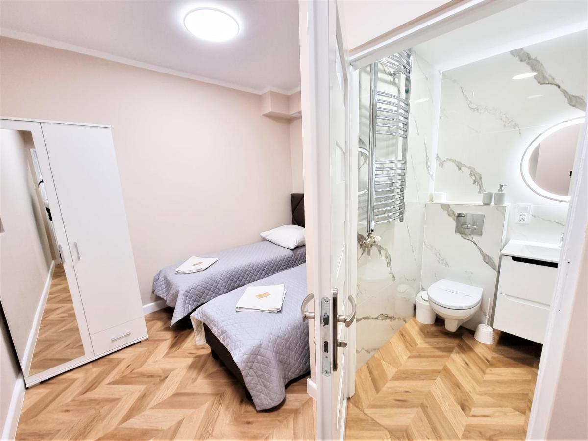 Orange Tree Hotel - Housity