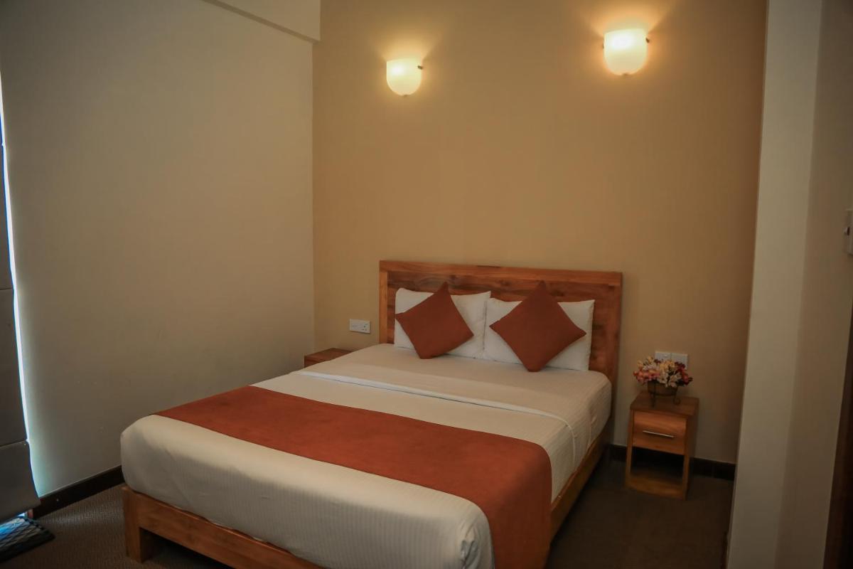 Emirates Luxury Apartments (Glen Fall Residencies) - Hizvo