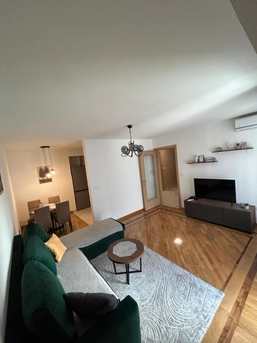 Vert Apartment - Housity