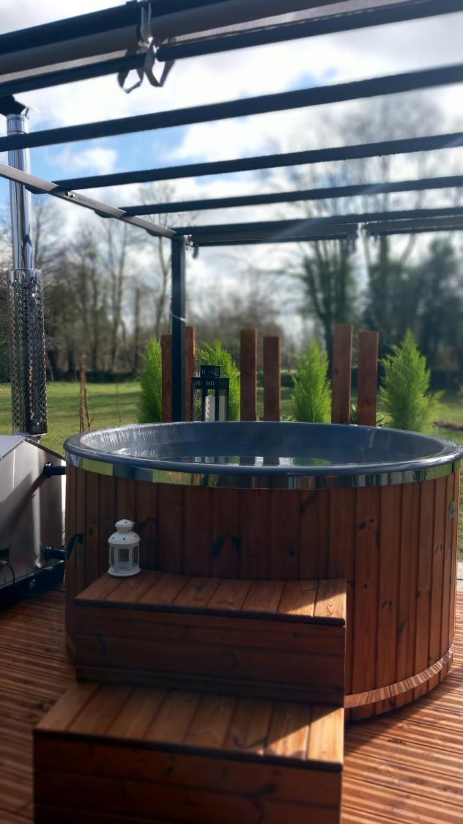 INSOLITE La Tiny House du Lutin Many et son Bain Nordique - Housity