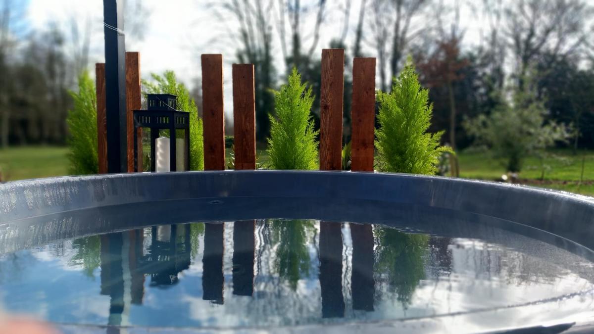 INSOLITE La Tiny House du Lutin Many et son Bain Nordique - Housity