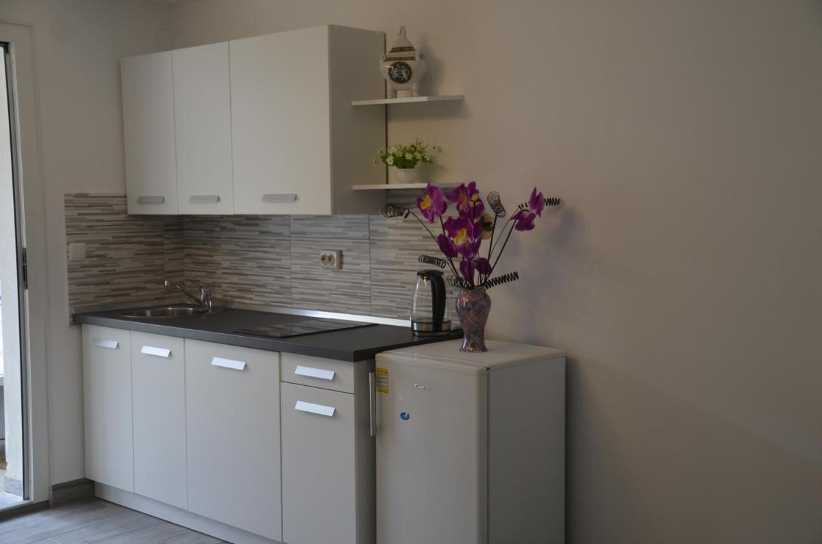 Apartments Lilly - Studio - Housity