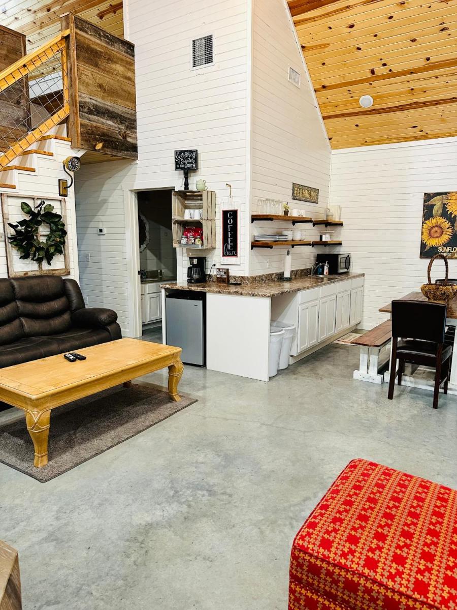 Knotty Squirrel Cabins - Housity