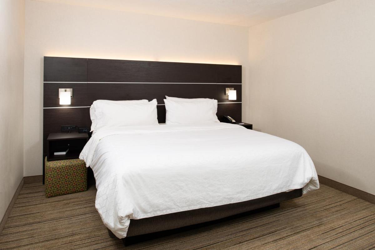 Holiday Inn Express Cincinnati West by IHG - Housity