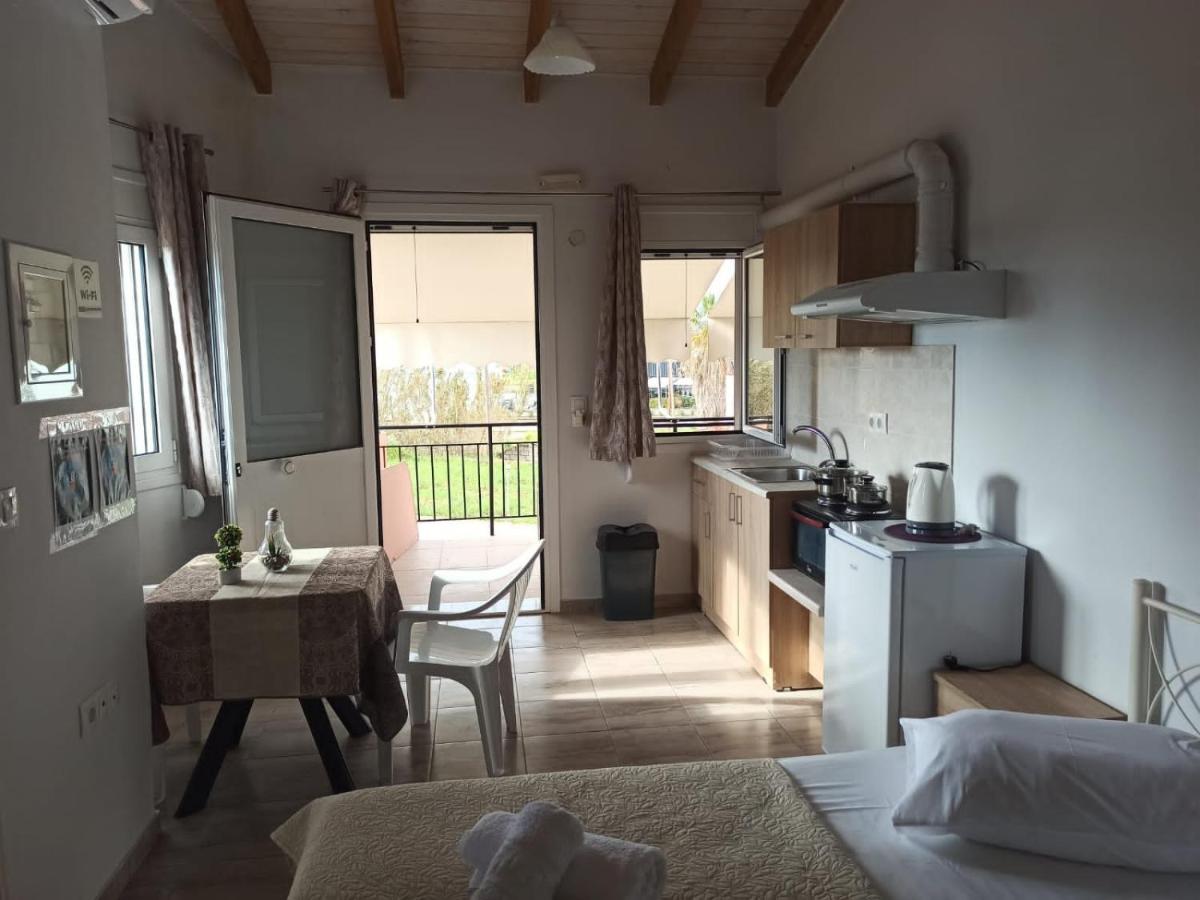Christos Family Apartments Β - Housity