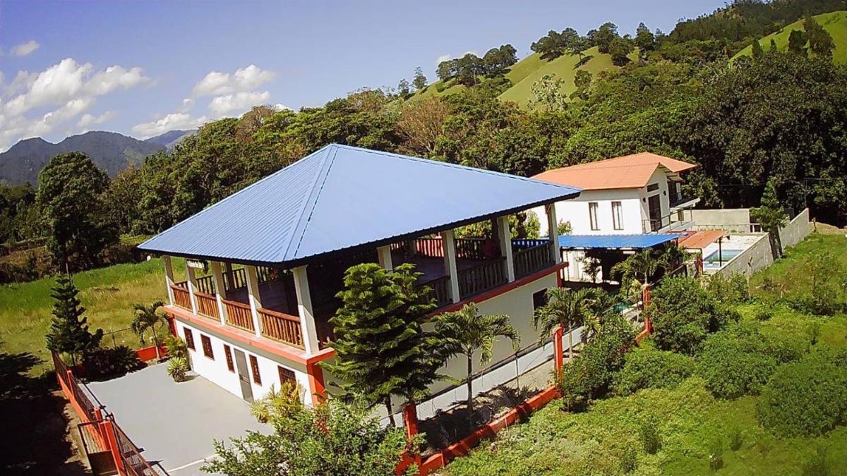 Cabaña Don Tobo Jarabacoa RD - Housity