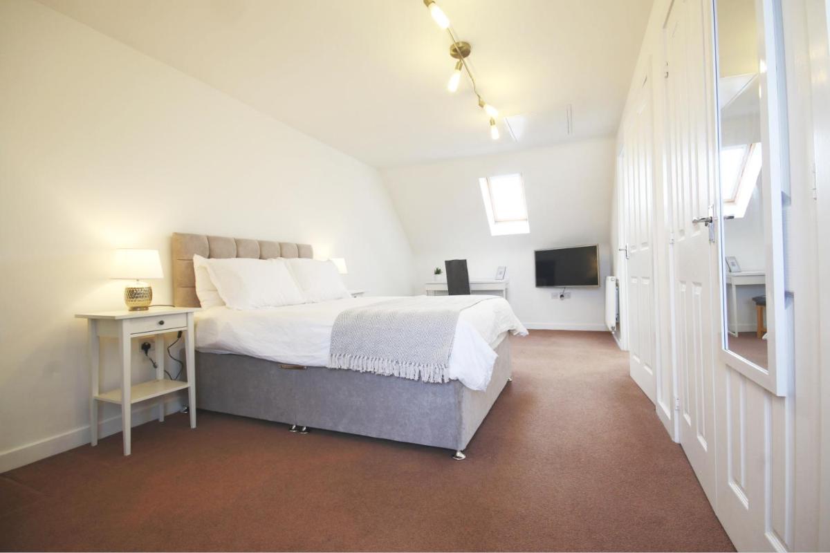 Comfortable modern townhouse in Long Eaton - Housity