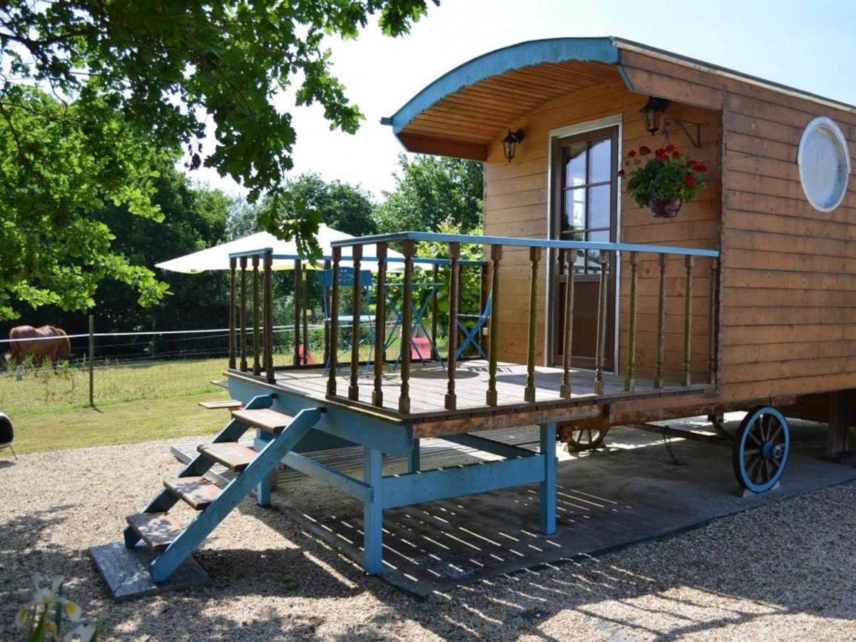 Gîte Sainte-Flaive-des-Loups, 2 pièces, 4 personnes - FR-1-426-346 - Housity