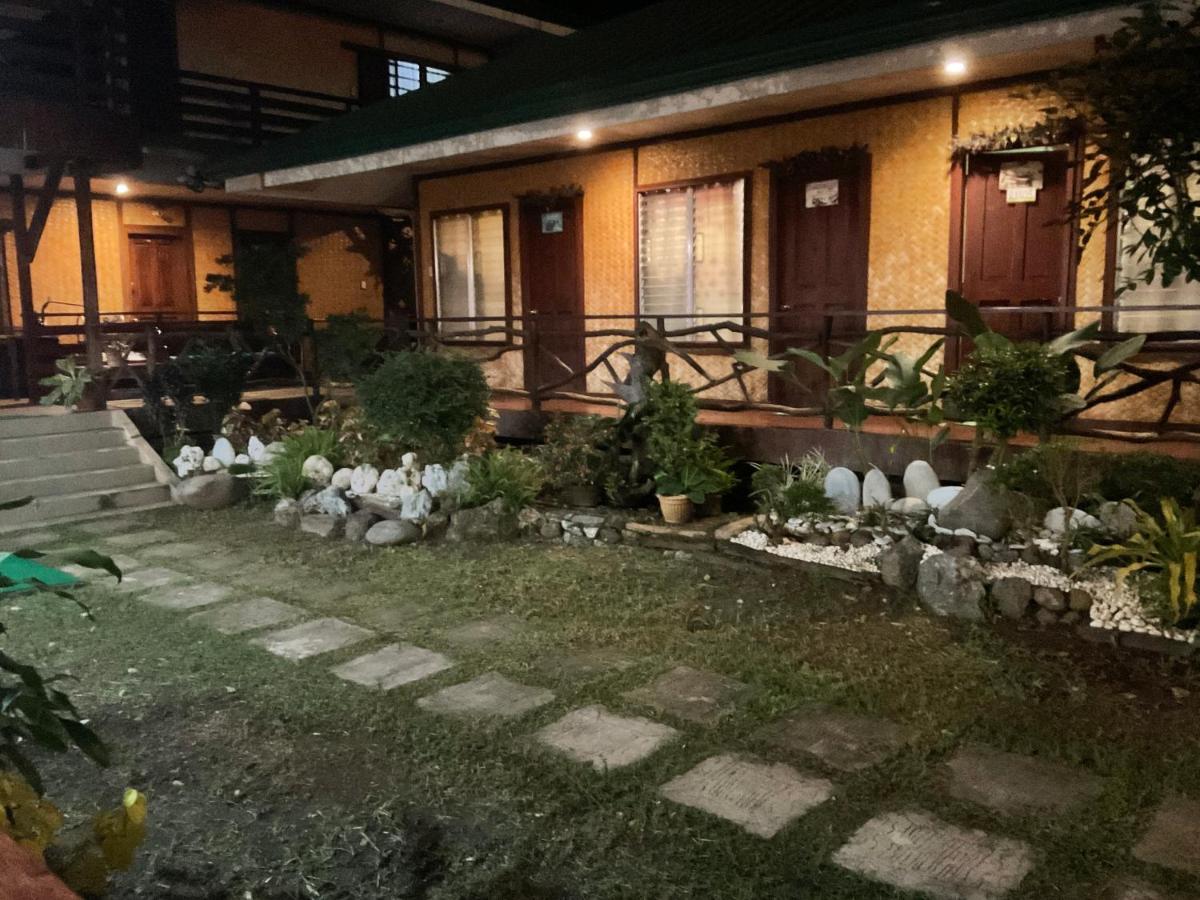 Pinaluyan Guest House - Housity