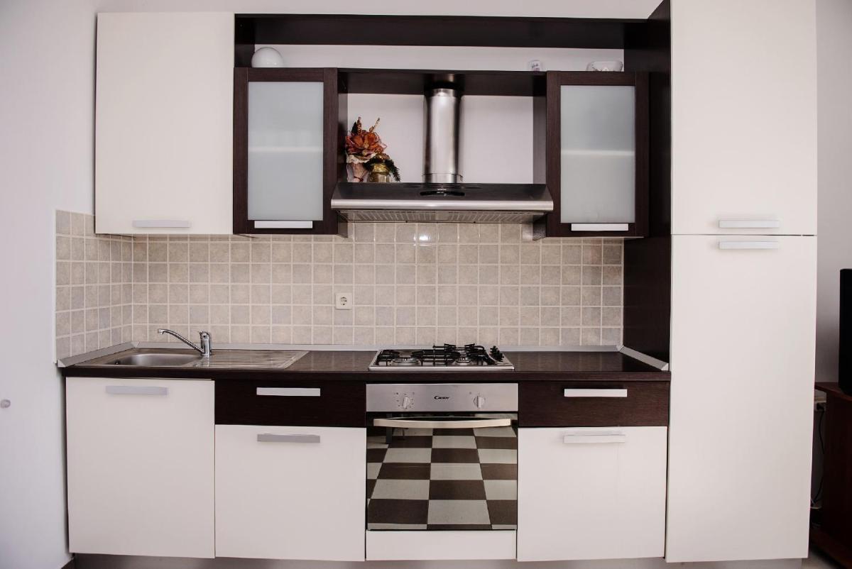 Apartments Slava Petricevic - Housity