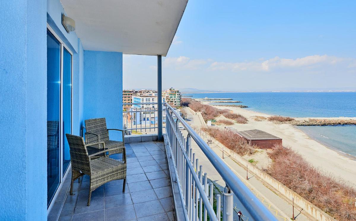 Family Hotel Regata - Housity