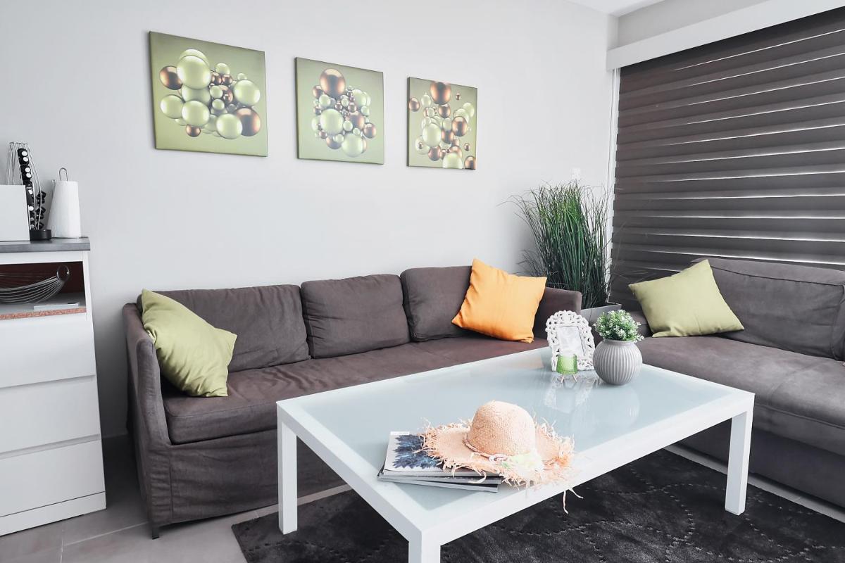 Bubble Seaview 2 Bedroom Apartment - Housity