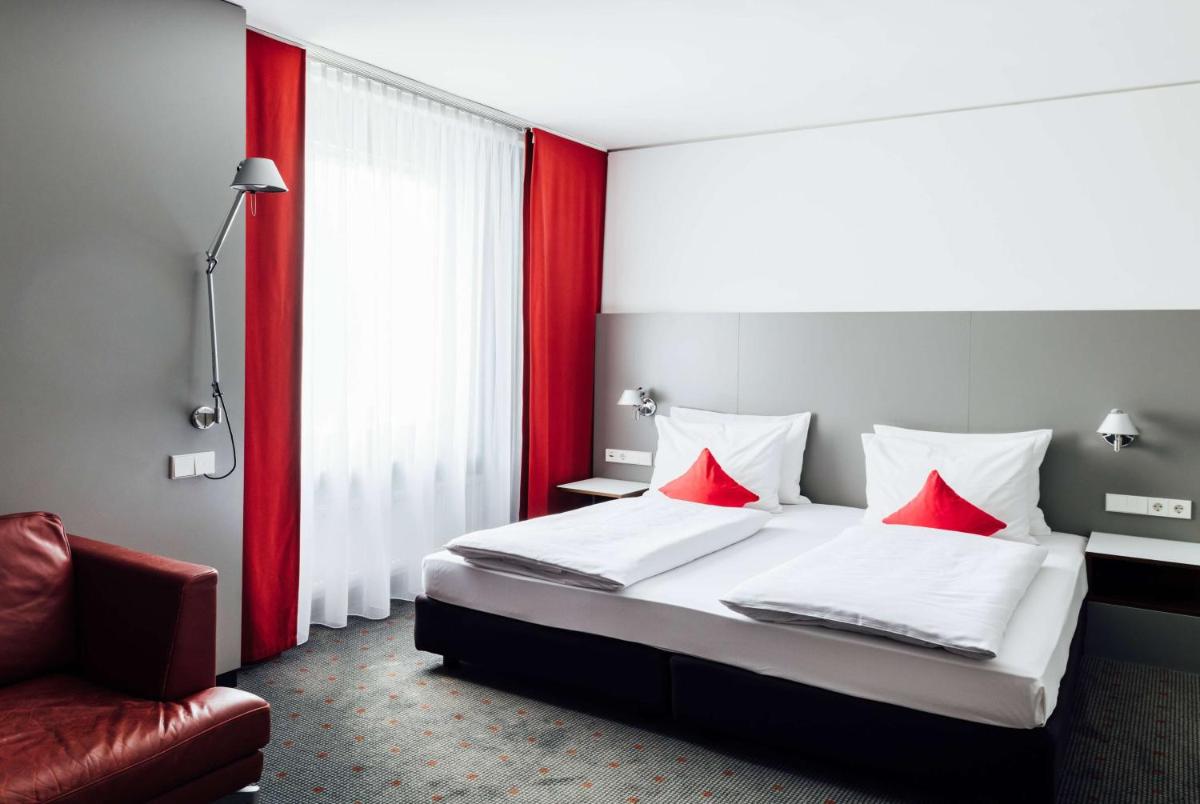 Vienna House Easy by Wyndham Stuttgart - Housity