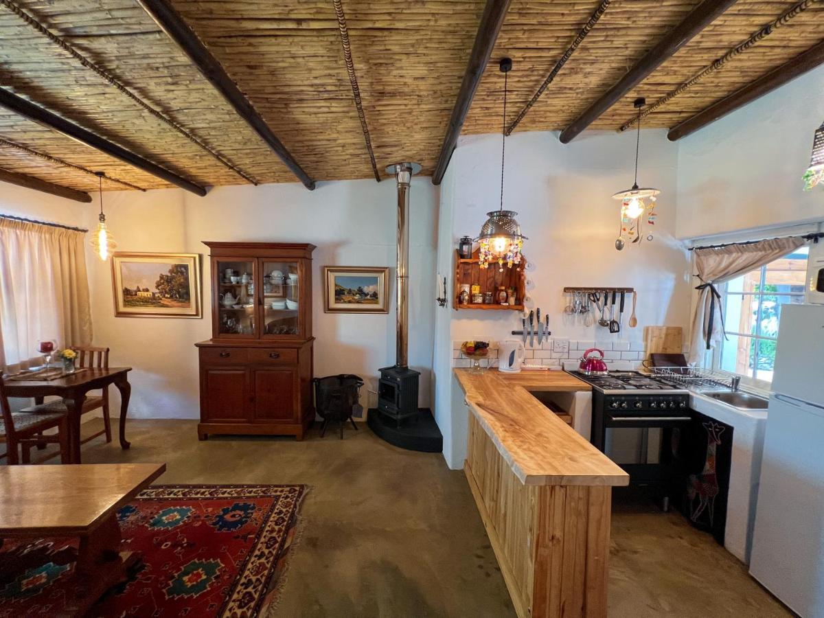 Prince Albert Cottage - Housity