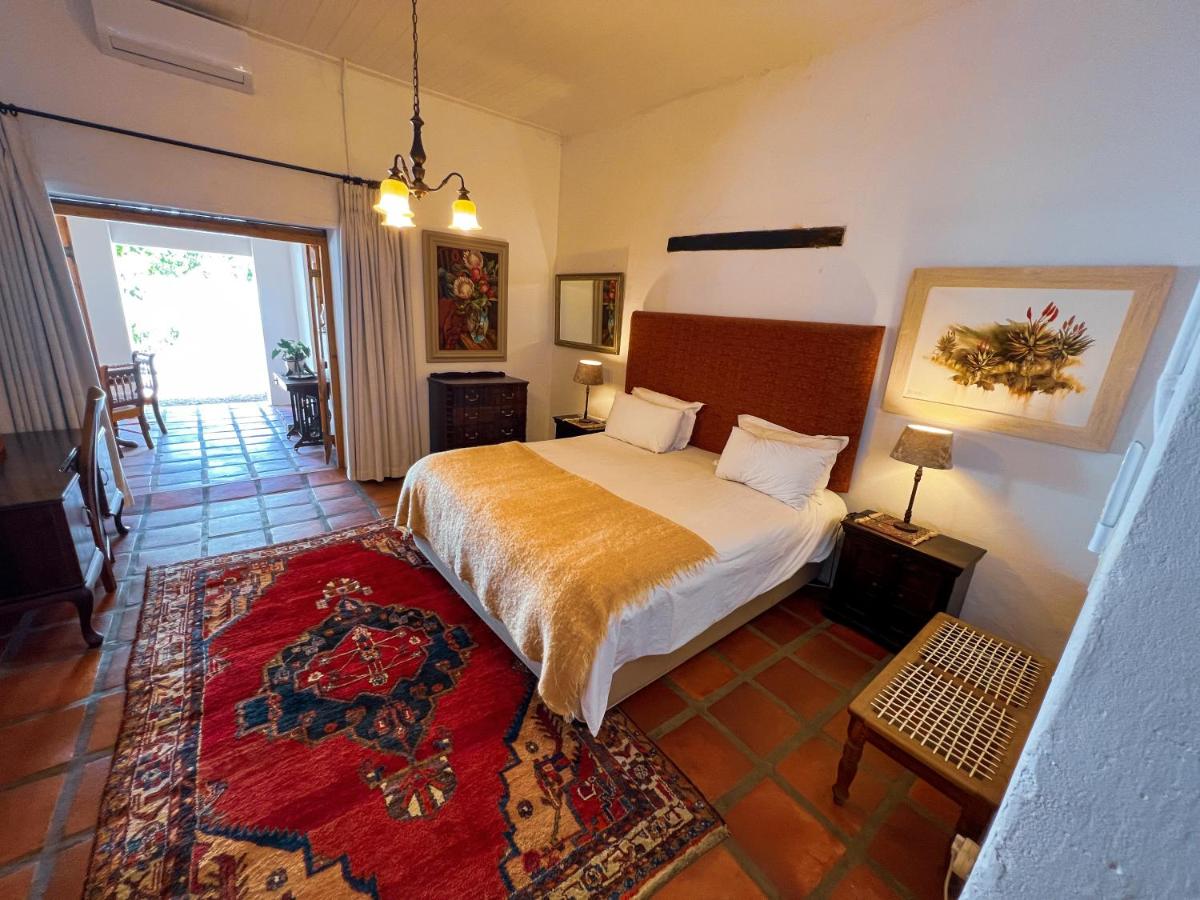 Prince Albert Cottage - Housity