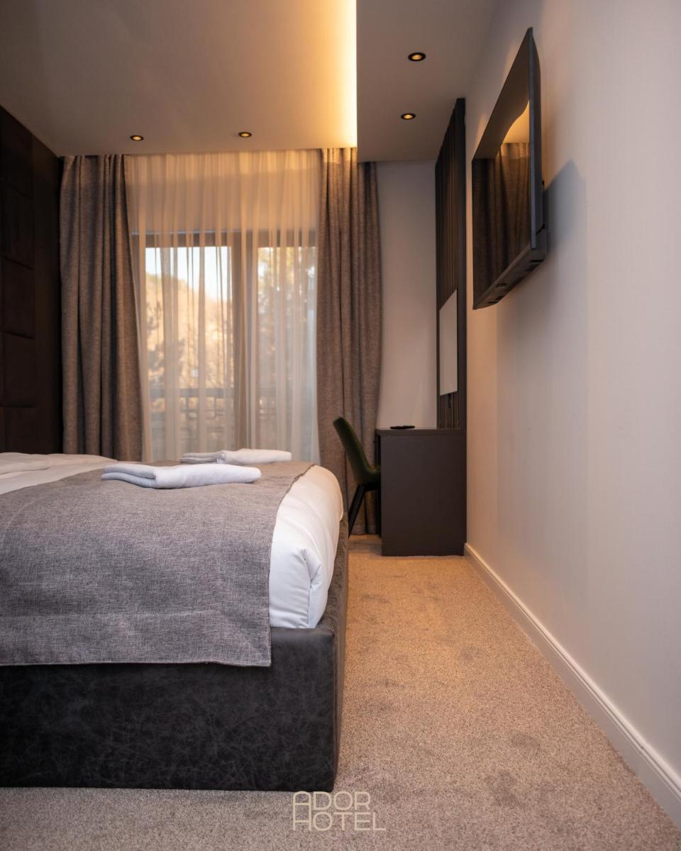 Ador Hotel North Mitrovica - Housity